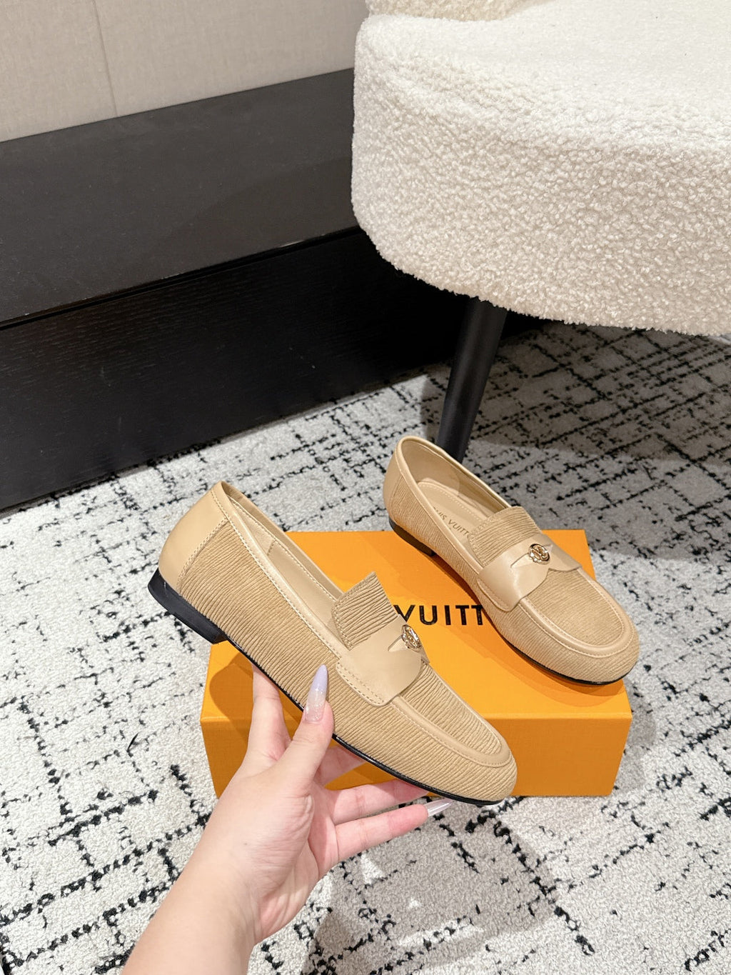 LOUIS VUITTON LV LOAFER 25S IN BEIGE SUEDE AND CALFSKIN