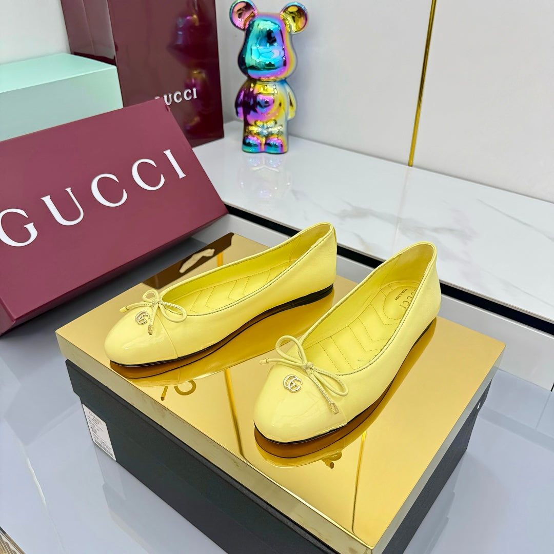 GUCCI BALLET FLATS 25S IN YELLOW LAMBSKIN MIX GLOSSY LEATHER WITH BOW