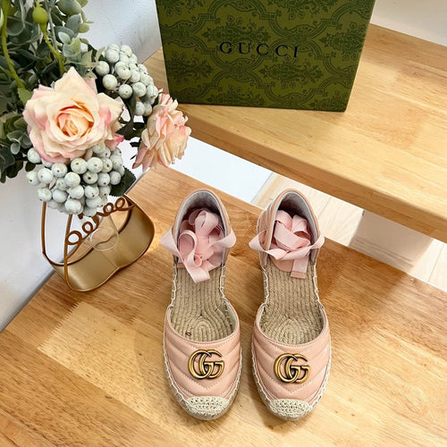 GUCCI Crochet platform Espadrilles Blush Pink